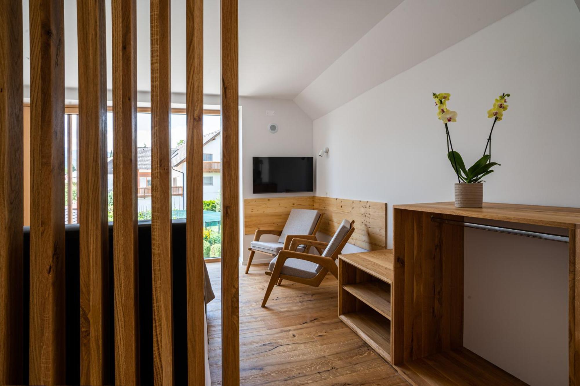Lucka Bled Quiet Location, Free Bikes, Big Garden, Doctor Apartment Exterior photo