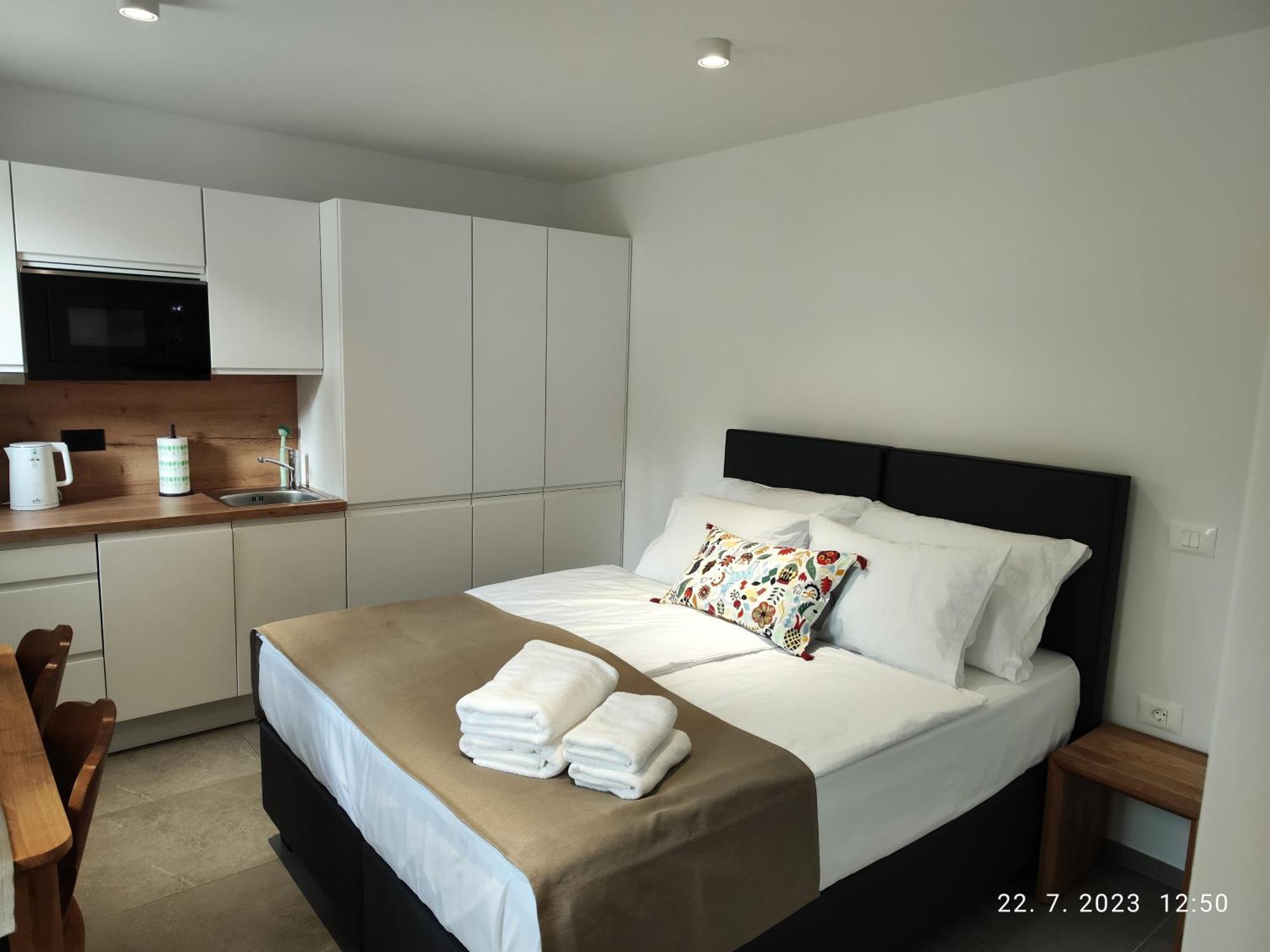 Lucka Bled Quiet Location, Free Bikes, Big Garden, Doctor Apartment Exterior photo
