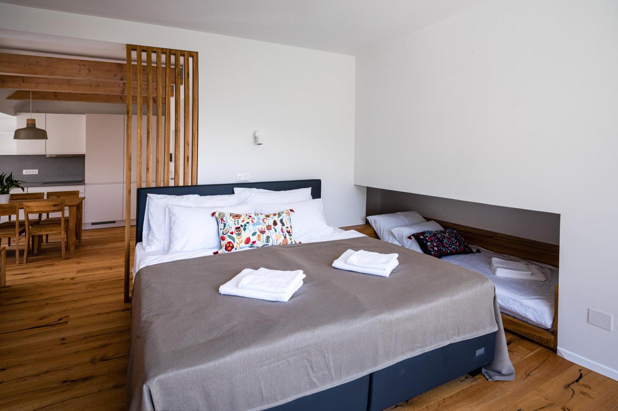 Lucka Bled Quiet Location, Free Bikes, Big Garden, Doctor Apartment Exterior photo