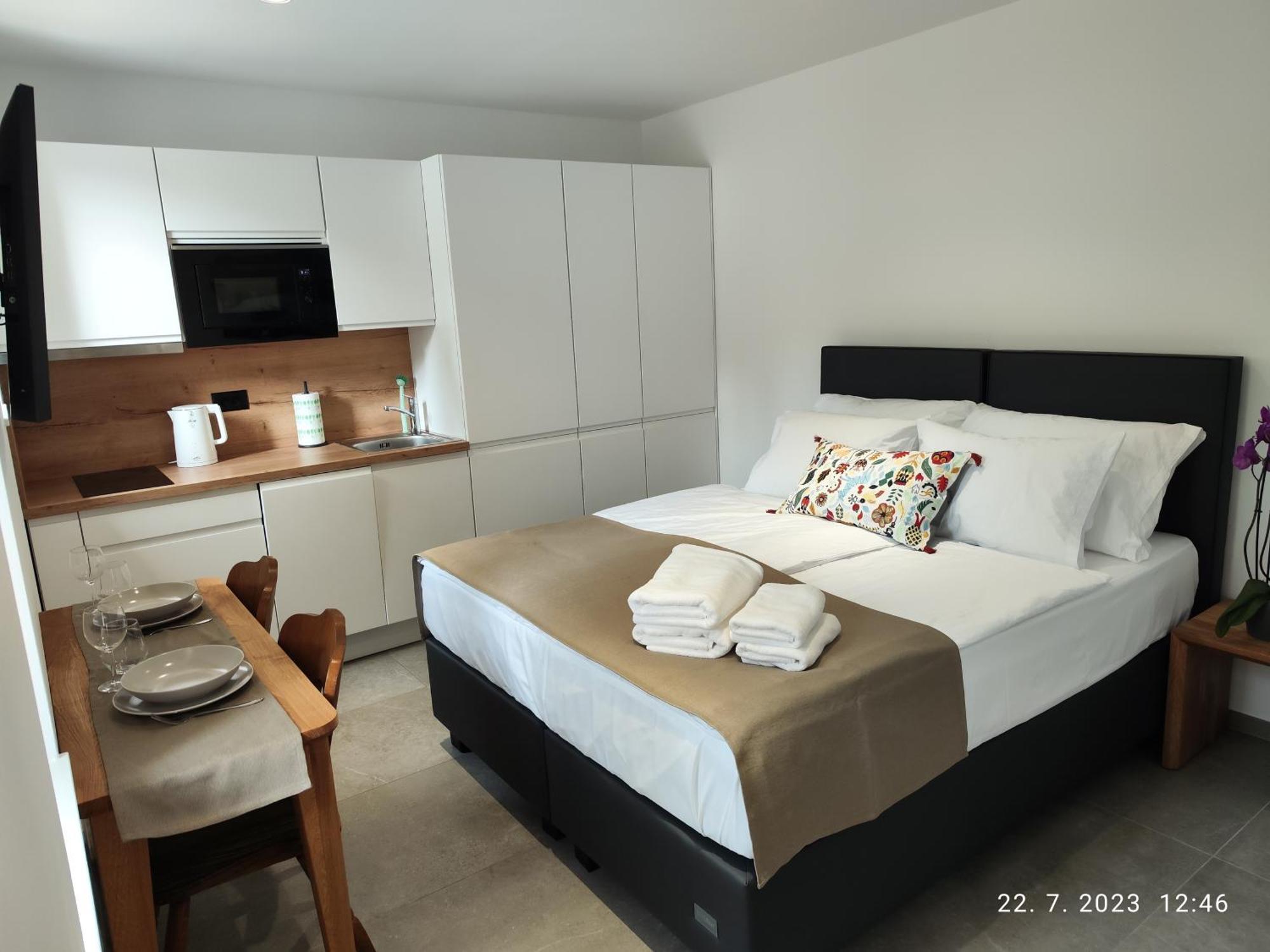 Lucka Bled Quiet Location, Free Bikes, Big Garden, Doctor Apartment Exterior photo