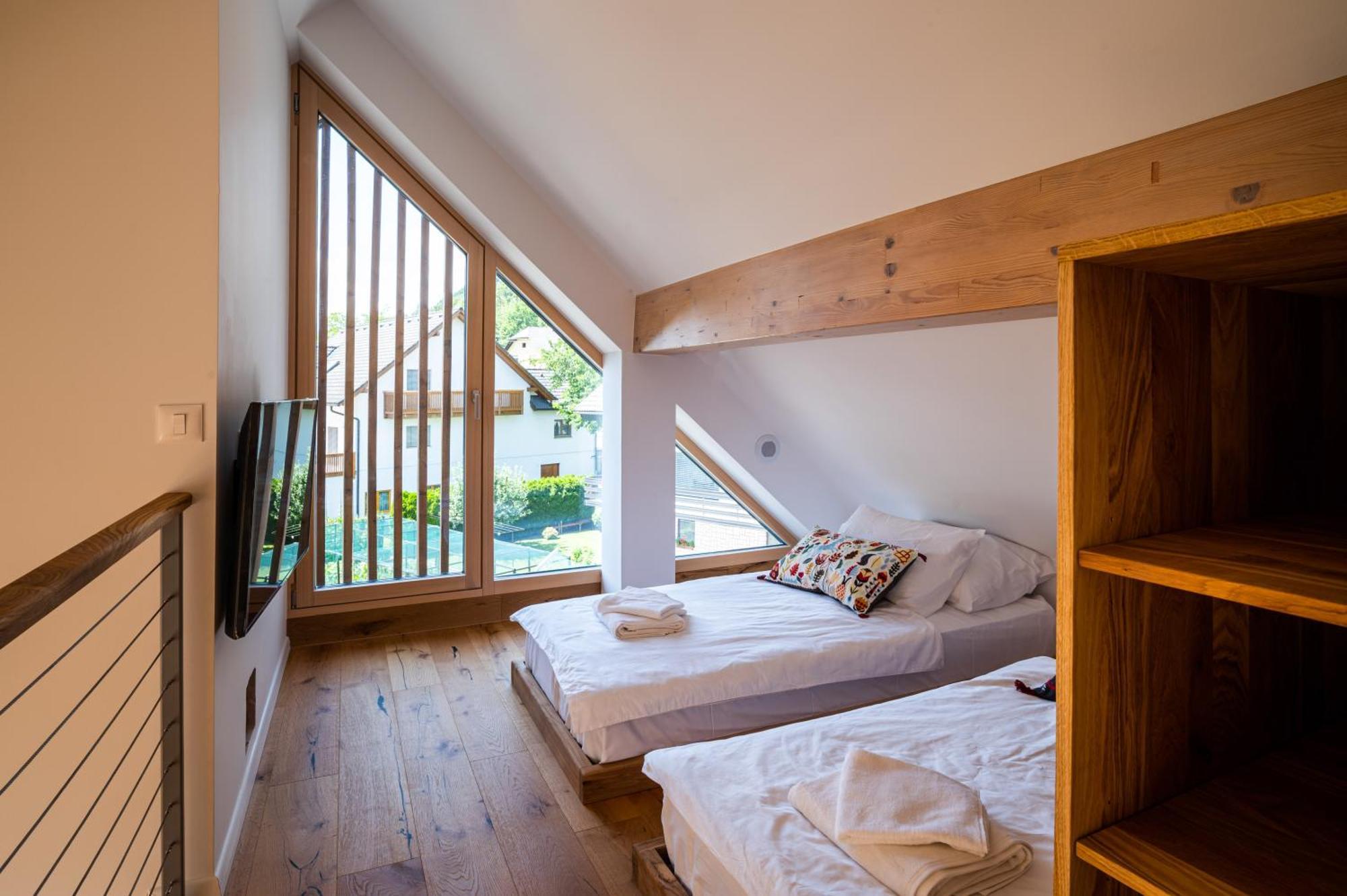 Lucka Bled Quiet Location, Free Bikes, Big Garden, Doctor Apartment Exterior photo