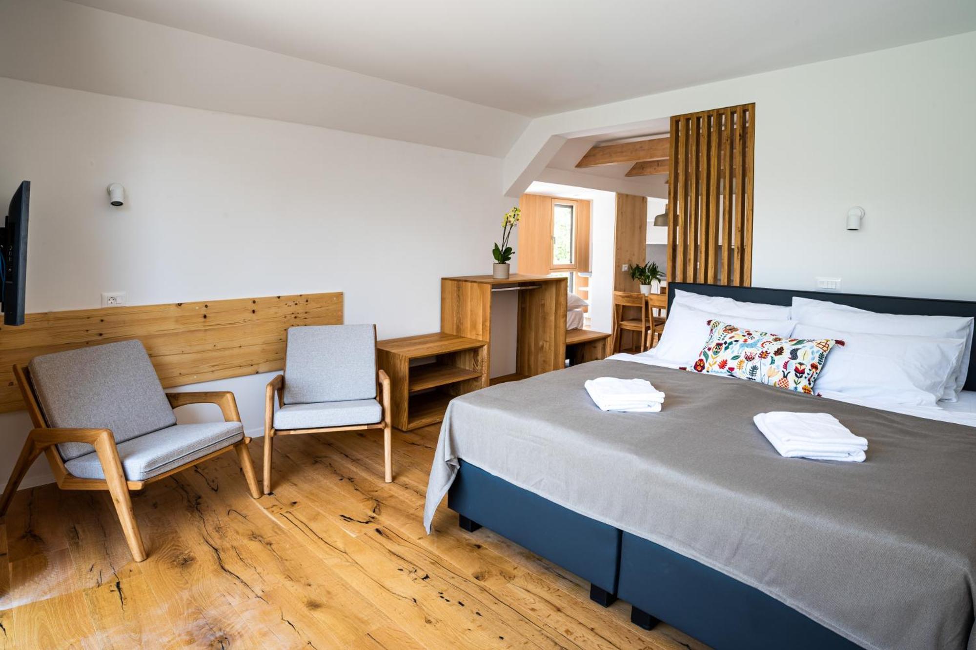 Lucka Bled Quiet Location, Free Bikes, Big Garden, Doctor Apartment Exterior photo