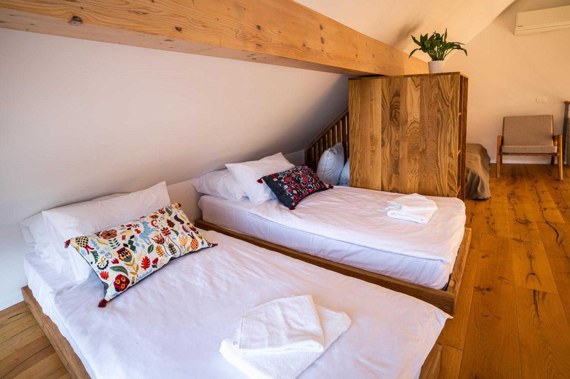 Lucka Bled Quiet Location, Free Bikes, Big Garden, Doctor Apartment Exterior photo